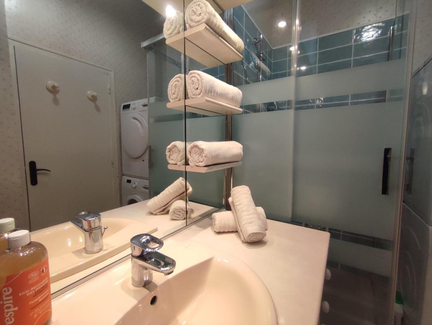 Le Gite De La Cathedrale Apartment Шартър Екстериор снимка